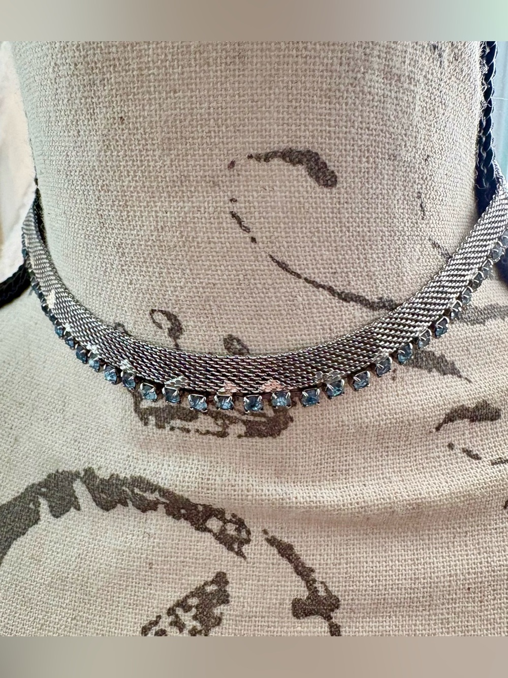 Vintage 1950s Blue Rhinestone Silver Tone Mesh Choker Necklace 15”